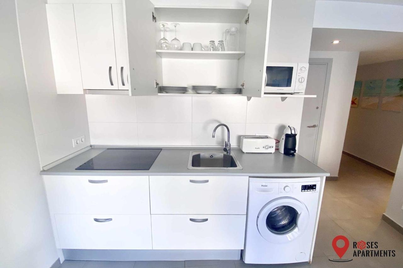 Roses Apartments Ocean 2 Habitaciones Vista Mar Lateral Экстерьер фото