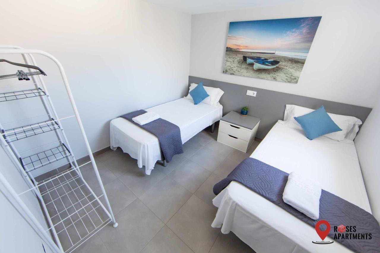 Roses Apartments Ocean 2 Habitaciones Vista Mar Lateral Экстерьер фото